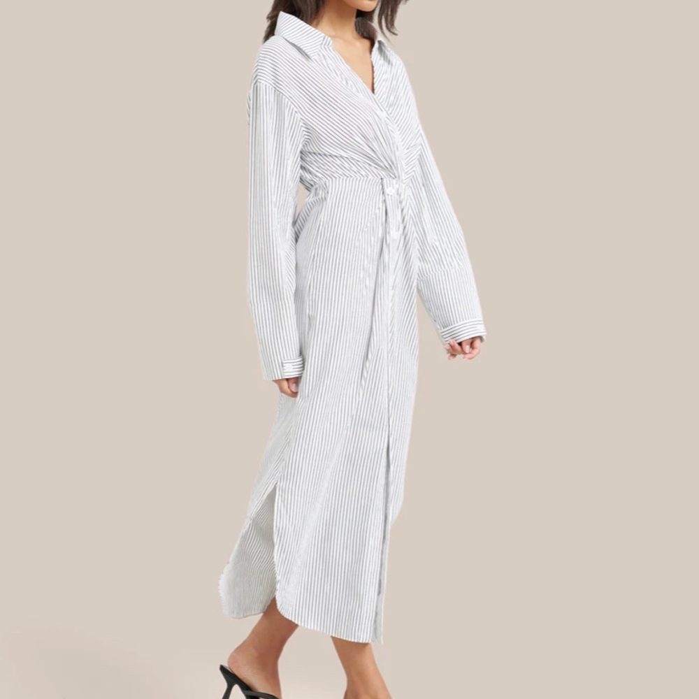 Modern Citizen Taylor Dress in Black Stripe